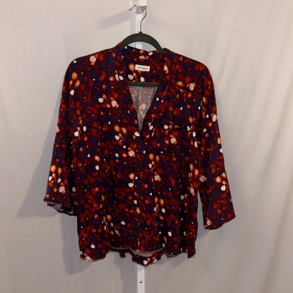 Westbound Oversized Spotted with Faded/Worn Look Size Small